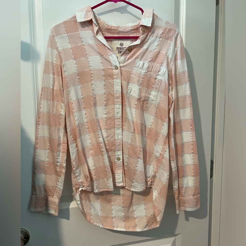 SO Long Sleeve Button Up Shirt Size M